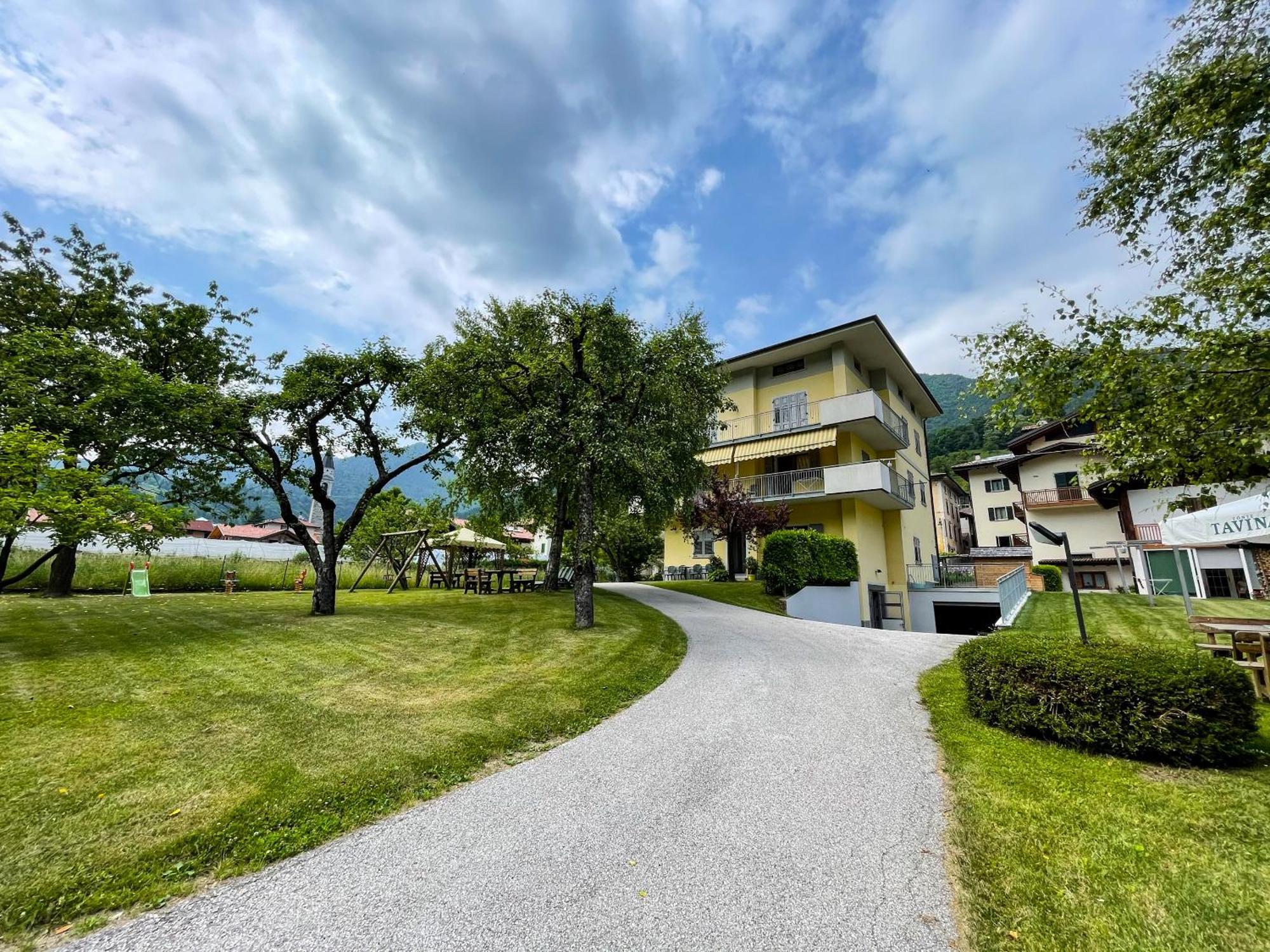 Residence Zecchini Tiarno di Sotto Exterior foto